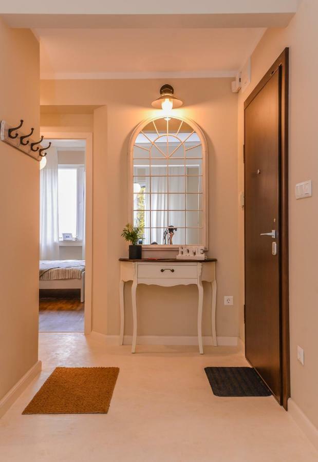 Cо́Coellie - Aesthetic 2Bd Apt Near National Palace By Flat Mаnager Sofia Ngoại thất bức ảnh